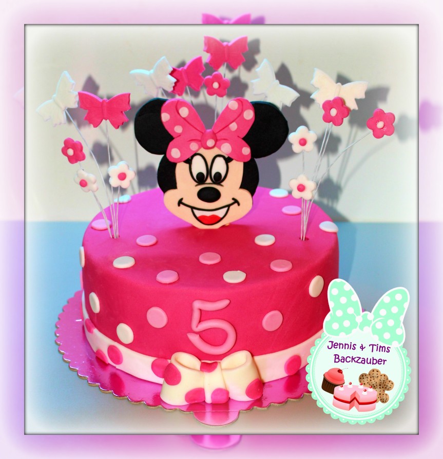 Pinke Minnie Maus Torte mit Cake Topper